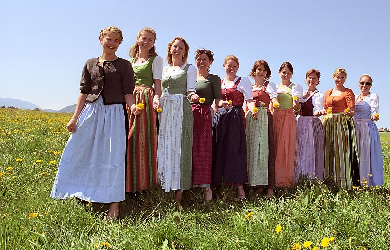 /ref/en/white-niggers/dirndl/dirndl.jpg
